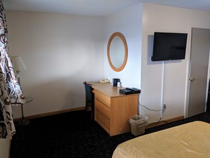 Standard King Room Photo 2