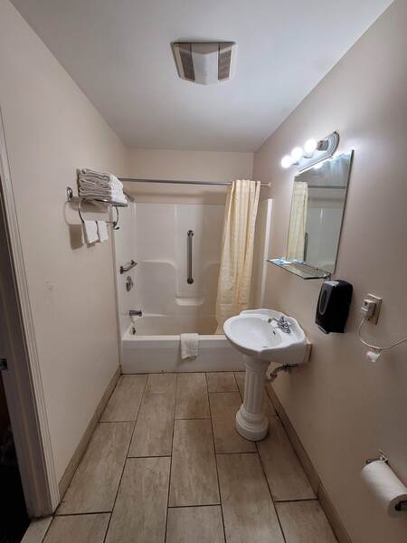 Two Double Beds Disability Access Photo 3